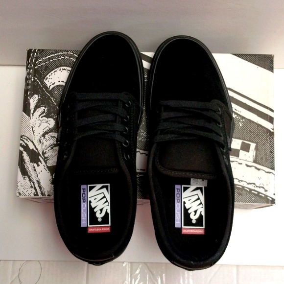 Vans Chukka Low Blackout - Picture 6 of 7